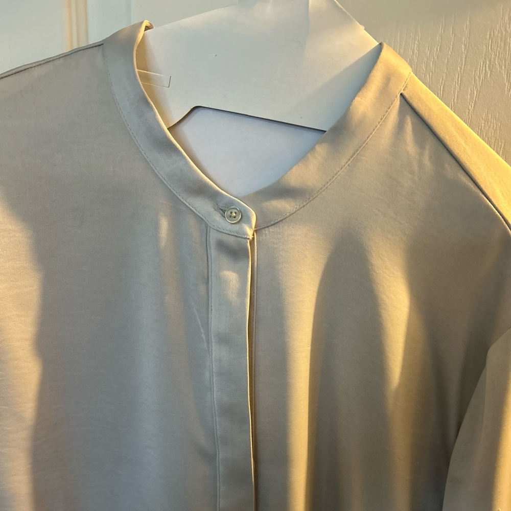 Banana Republic Silky Blouse